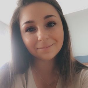 Meet your Posher, Fallon